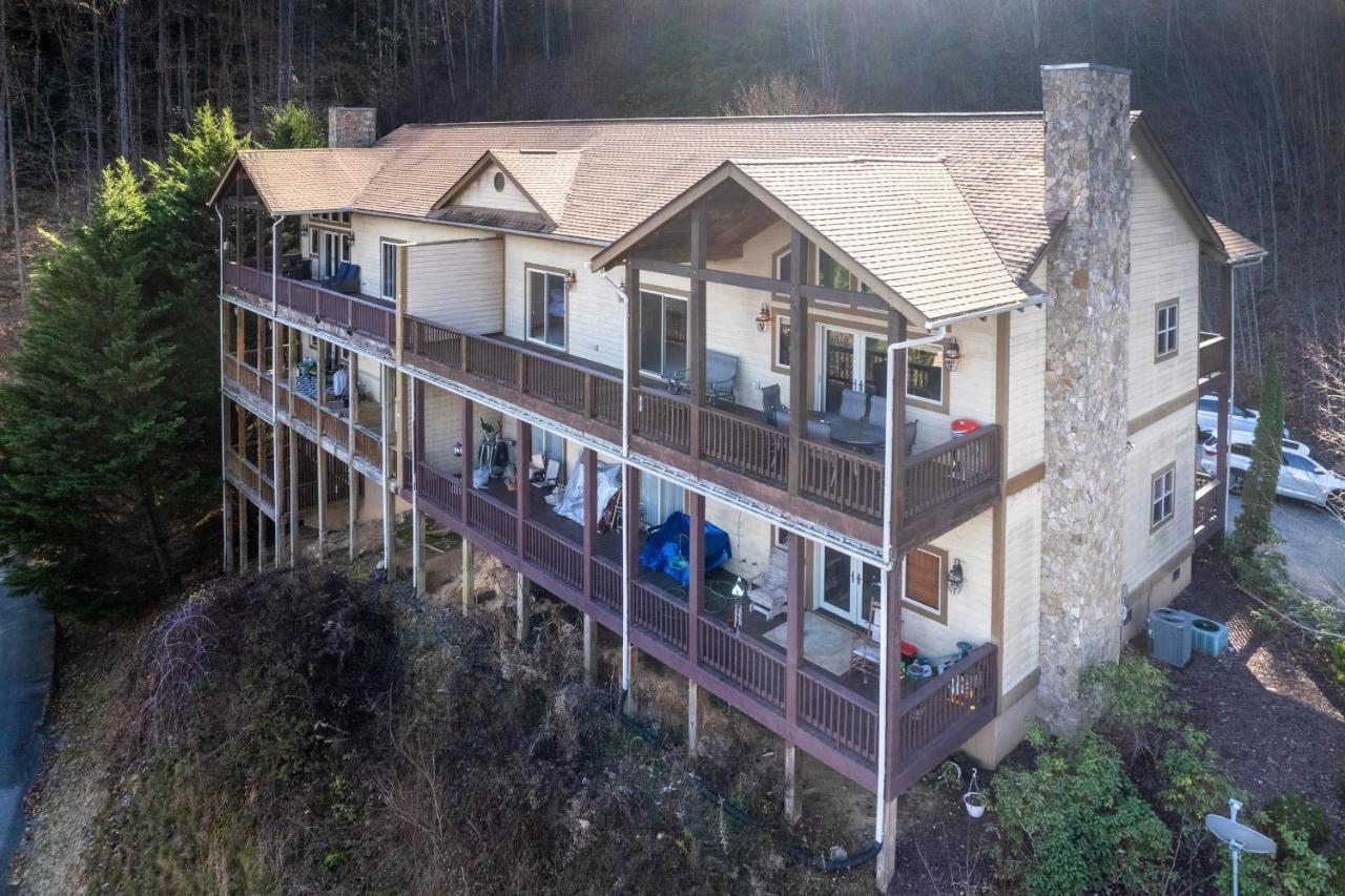 Smoky Mountain Escape Leilighet Whittier Eksteriør bilde